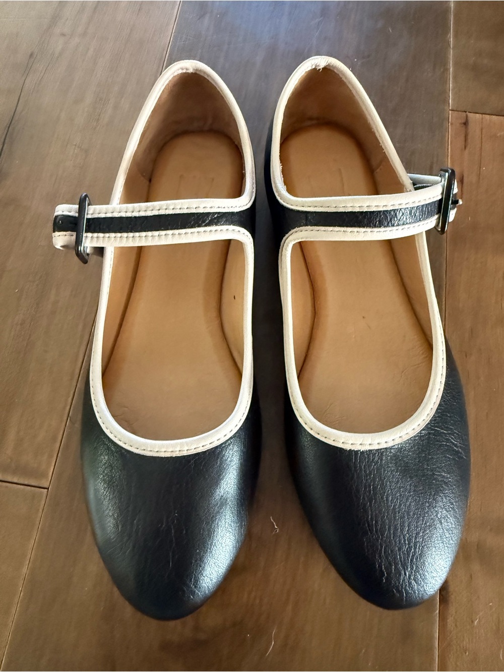 Miz Mooz Black Leather retro Mary Jane Kayla flats size 7.5 EU38